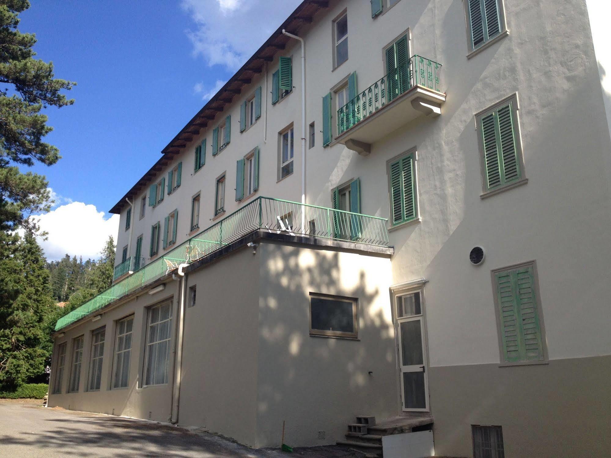 Grand Vallombrosa Hotel 3*